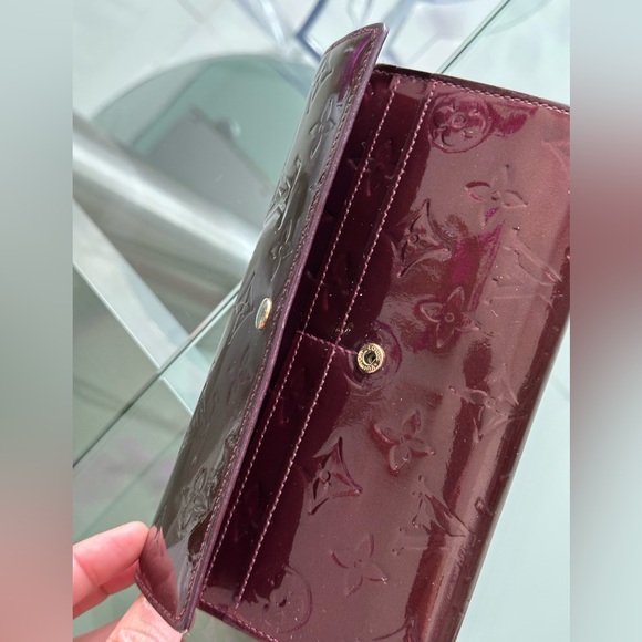 Louis Vuitton Burgundy Wallet with Signature Monogram - Picture 14 of 14